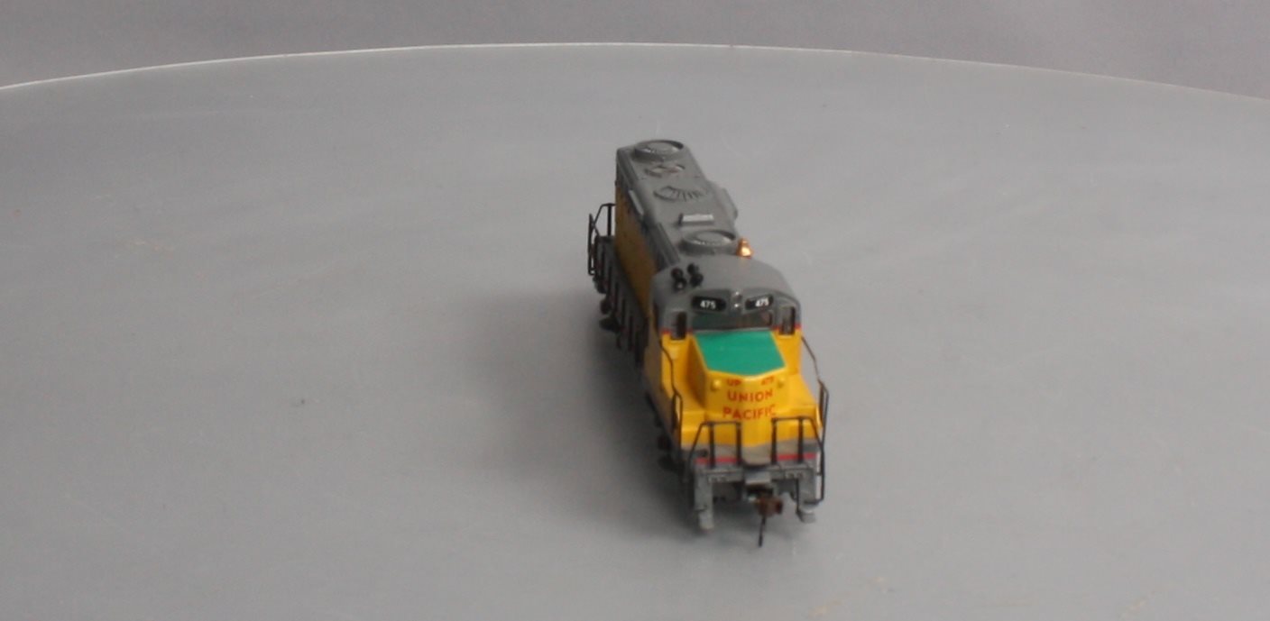 Mantua 414003 HO Union Pacific EMD GP20 GP20 Diesel Locomotive Standard DC #475