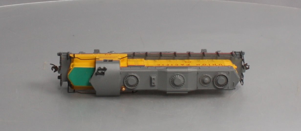 Mantua 414003 HO Union Pacific EMD GP20 GP20 Diesel Locomotive Standard DC #475