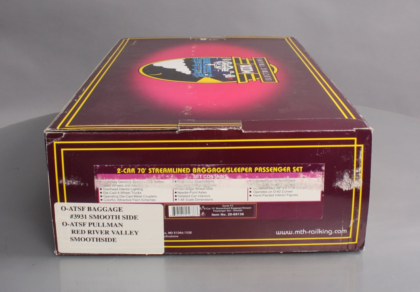 MTH 20-69136 O Santa Fe 70’ ABS Baggage/Coach Passenger Car Set (Set of 2)