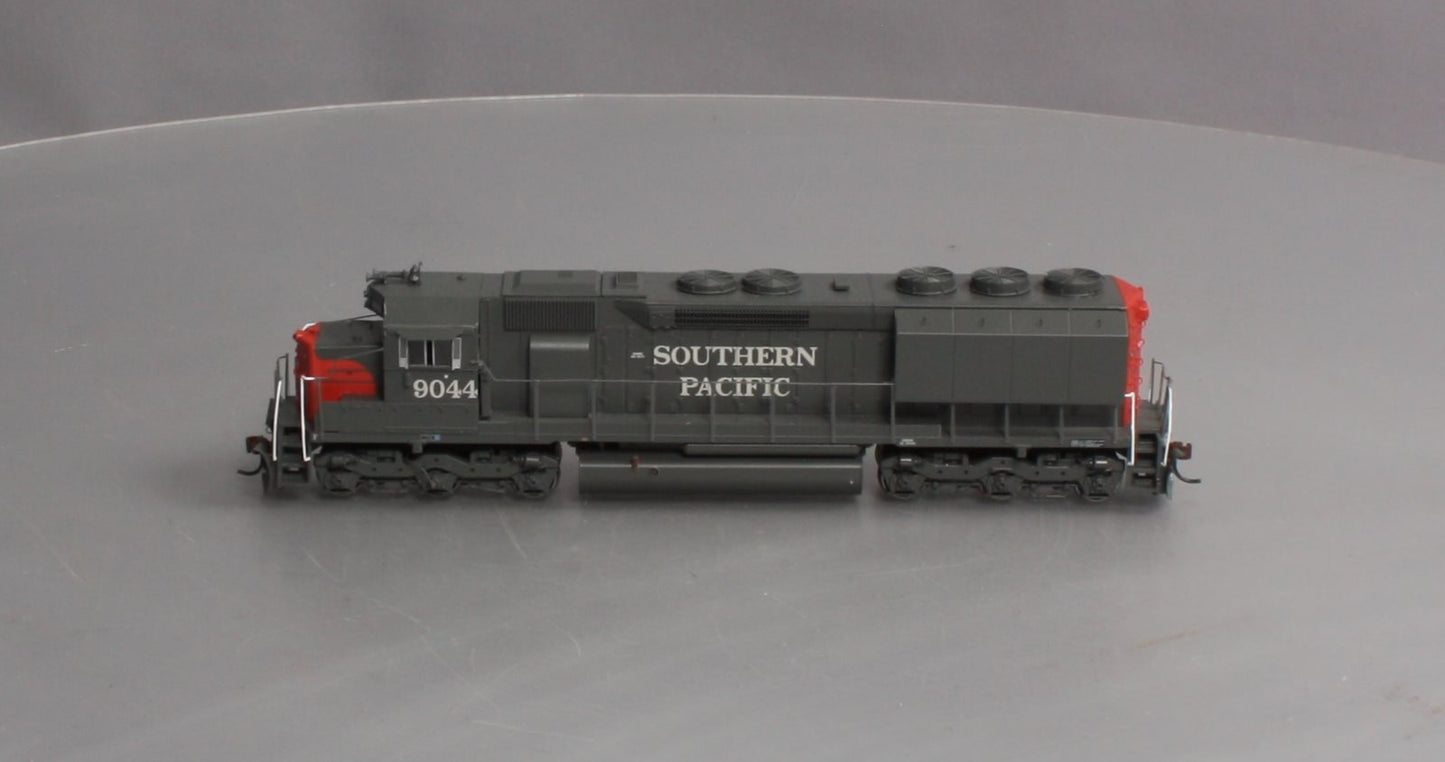 Athearn 98065 HO Southern Pacific SD45 Locomotive #9044 (Elephant Ears)