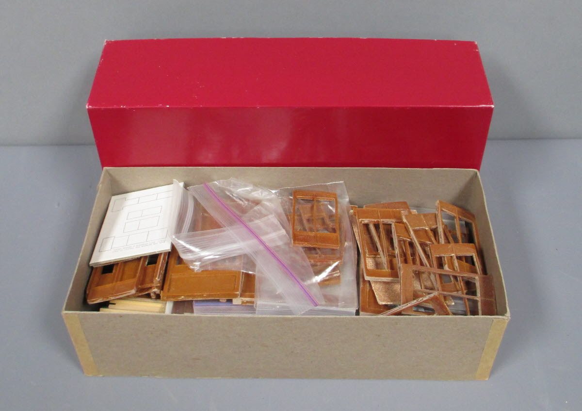 Scale Structures 1121 Sterling, Colorado Roundhouse Kit