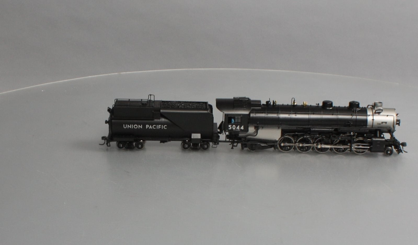Broadway Limited 1293 HO Union Pacific Steam TTT-6 2-10-2 with Tender #5044