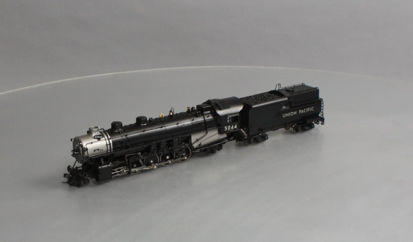 Broadway Limited 1293 HO Union Pacific Steam TTT-6 2-10-2 with Tender #5044