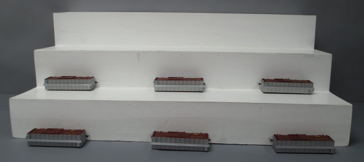 Athearn 73223 HO Gauge Union Pacific 40' Brown Stock Cars (Set of 6)