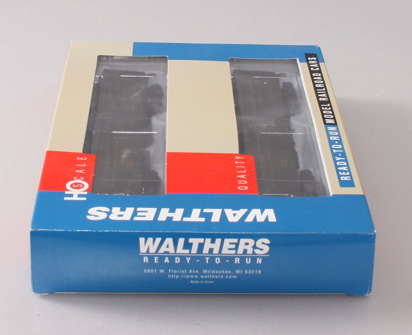 Walthers 932-25484 HO Western Paci GACX Wood W/GSCTruck Reefer Cars (Pack of 2)