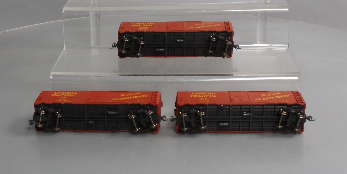 Accurail 3315 HO Scale Steel 40' Boxcars Union Pacific "Be Specific" (Set of 3)