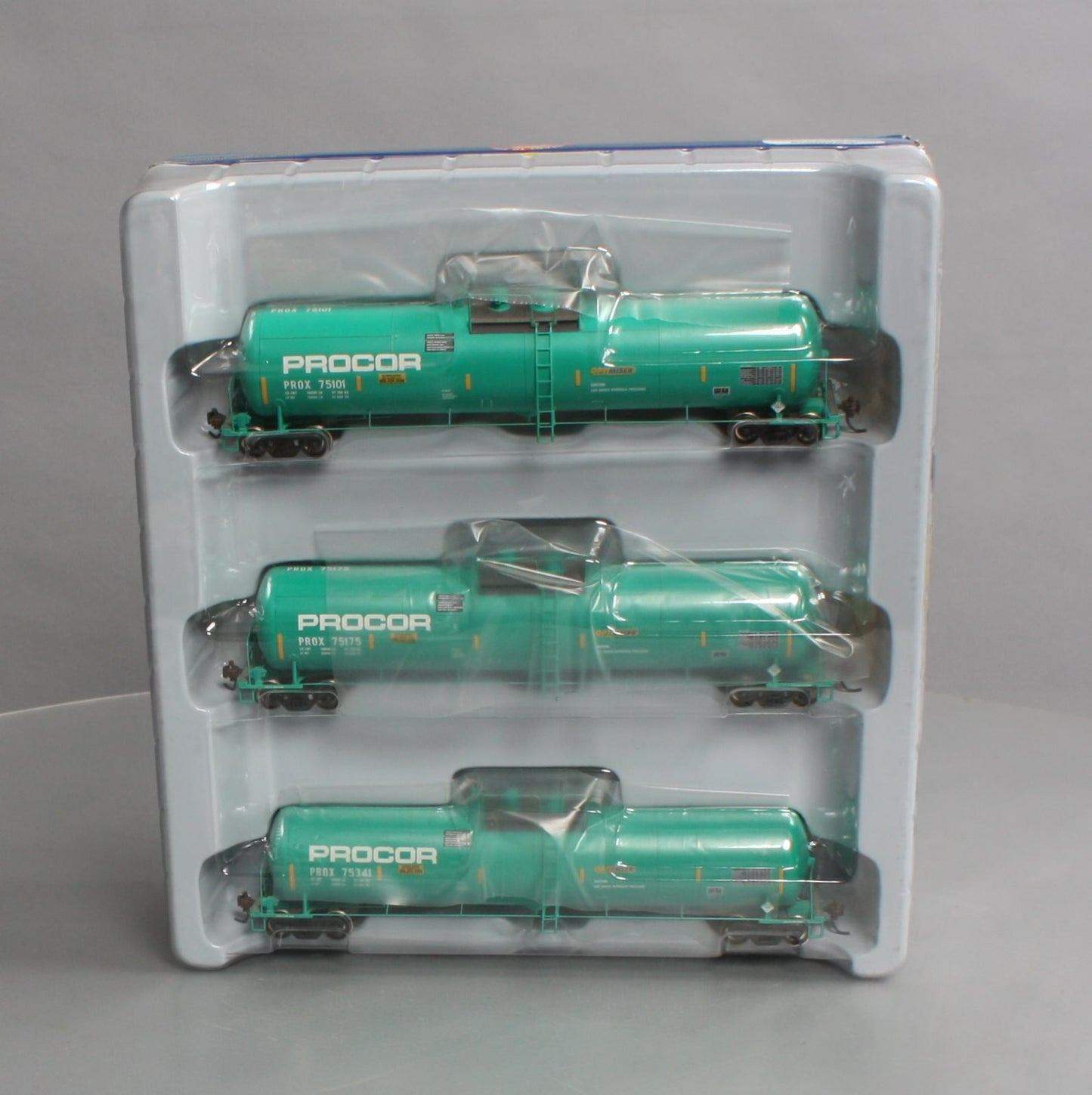 Athearn 97618 HO Scale Procor 30K Gallon Ethanol Tank Car 3-Pack