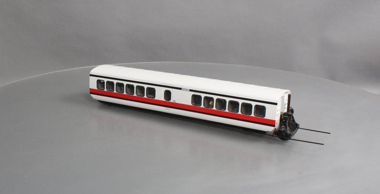 MTH 20-60014 O Gauge Amtrak Turbotrain Passenger Car #70