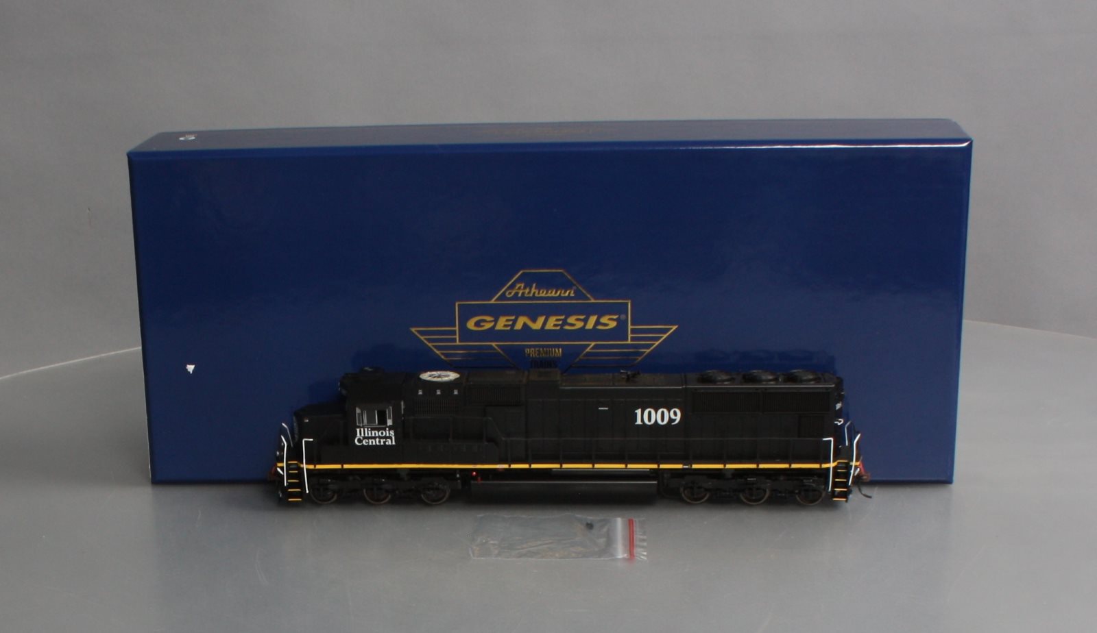 Athearn G70508 HO Scale Illinois Central SD70 Diesel Locomotive #1009