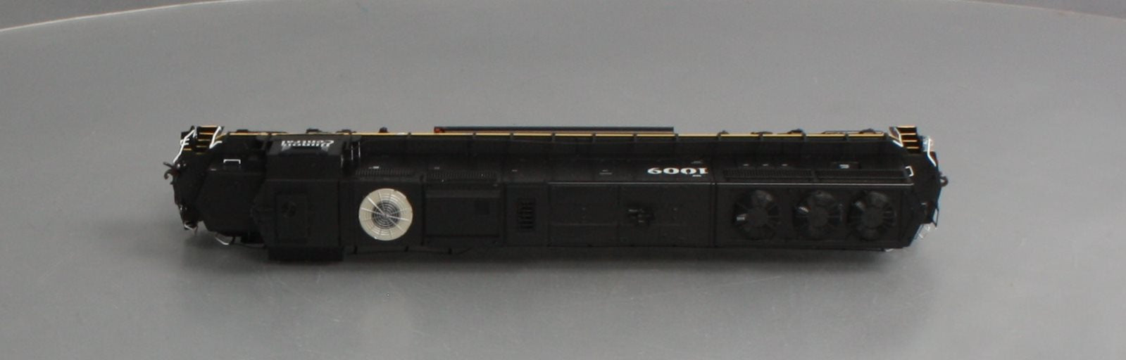 Athearn G70508 HO Scale Illinois Central SD70 Diesel Locomotive #1009