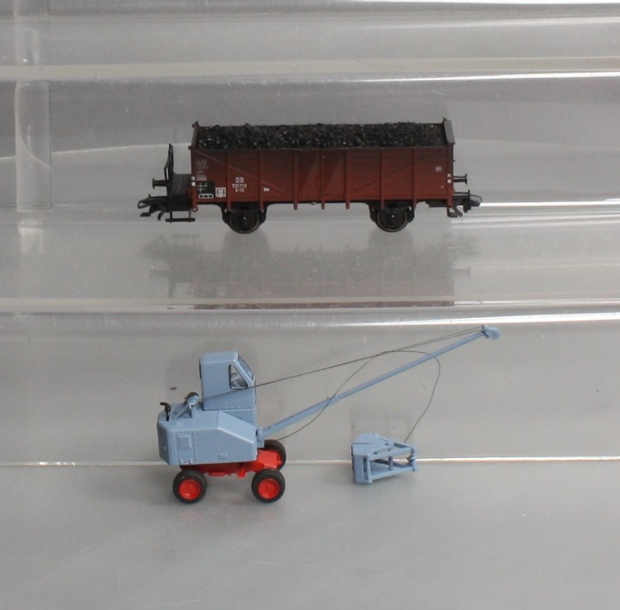 Marklin 47952 HO Gauge DB Type E-12 Om High Sided Gondola with Coal Shovel III