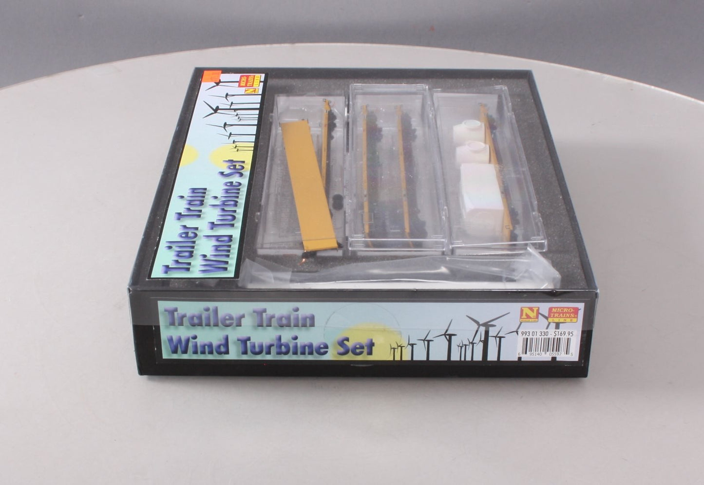 Micro-Trains 99301330 N Trailer Train Wind Turbine Set