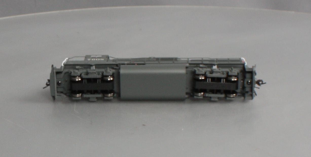 Atlas 10000684 Southern Pacific GP40-2 Locomotive #7608
