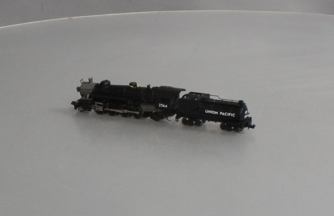 Model Power 87592 N Union Pacific USRA 2-8-2 Mikado w/Vanderbilt Tender