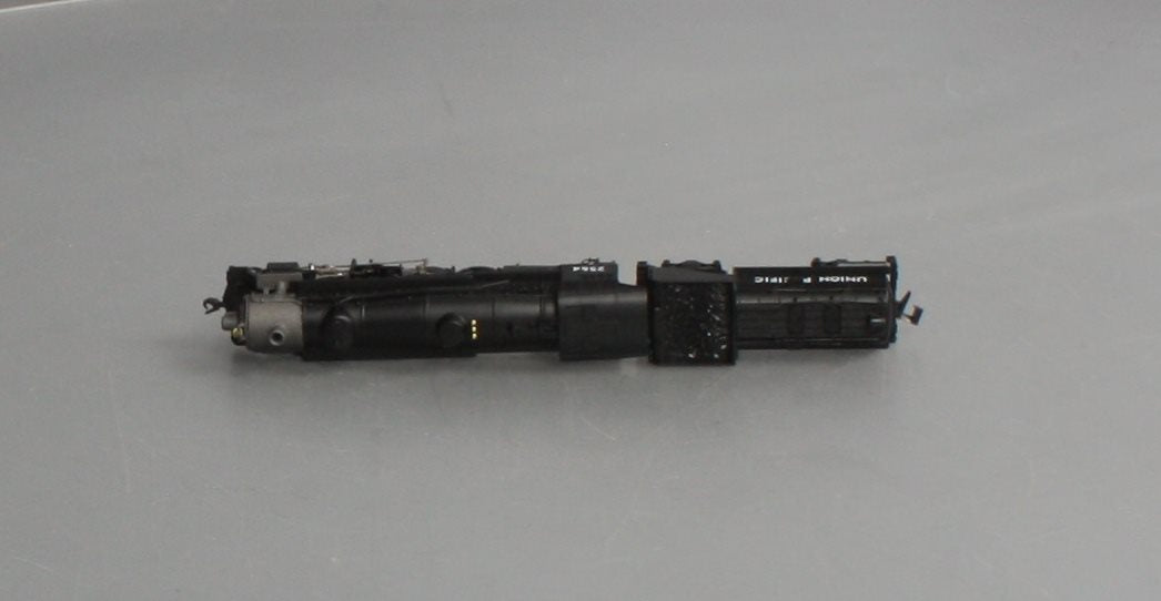 Model Power 87592 N Union Pacific USRA 2-8-2 Mikado w/Vanderbilt Tender