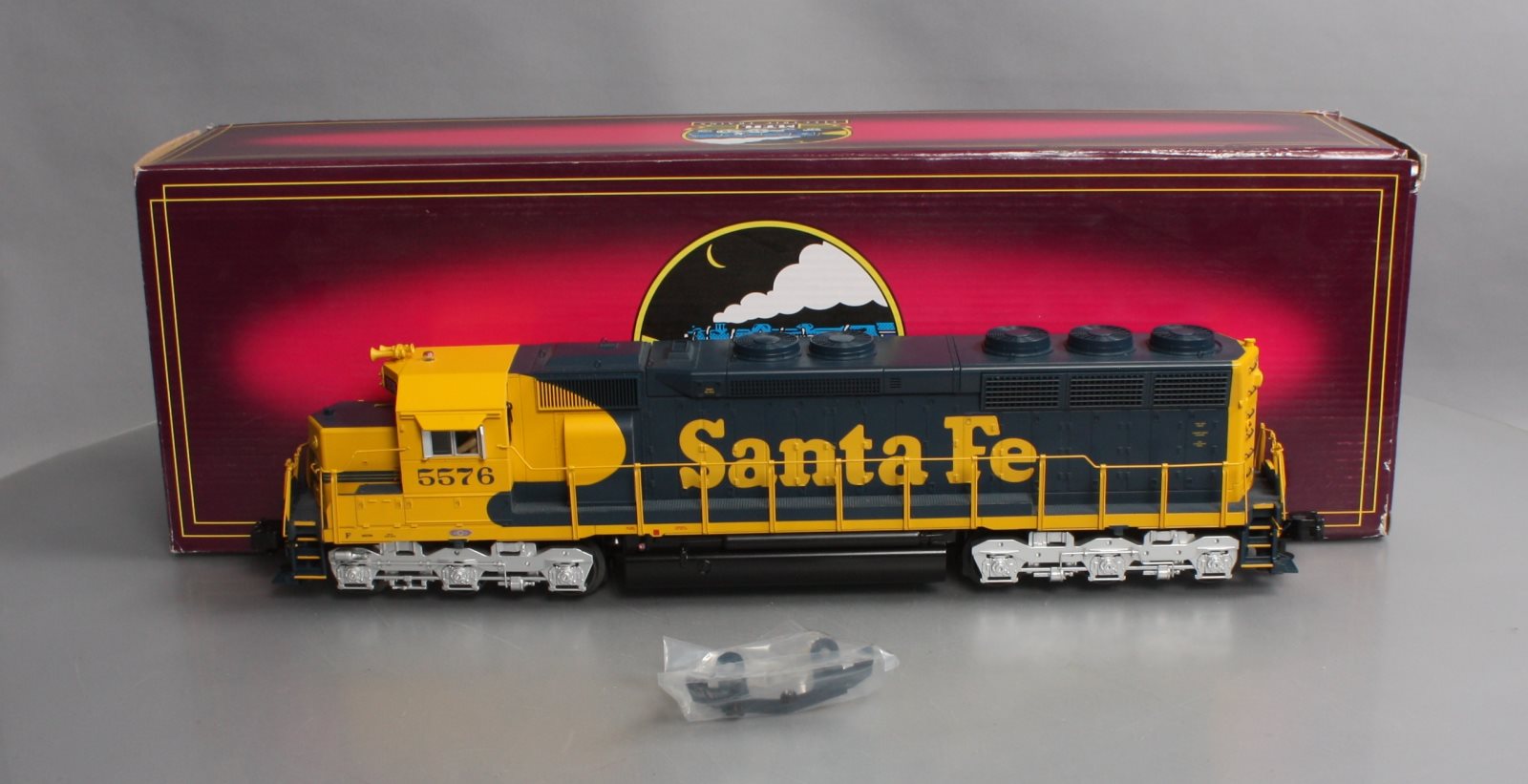 MTH 20-2914-3 Santa Fe SD45 Low Hood Non-Powered Diesel