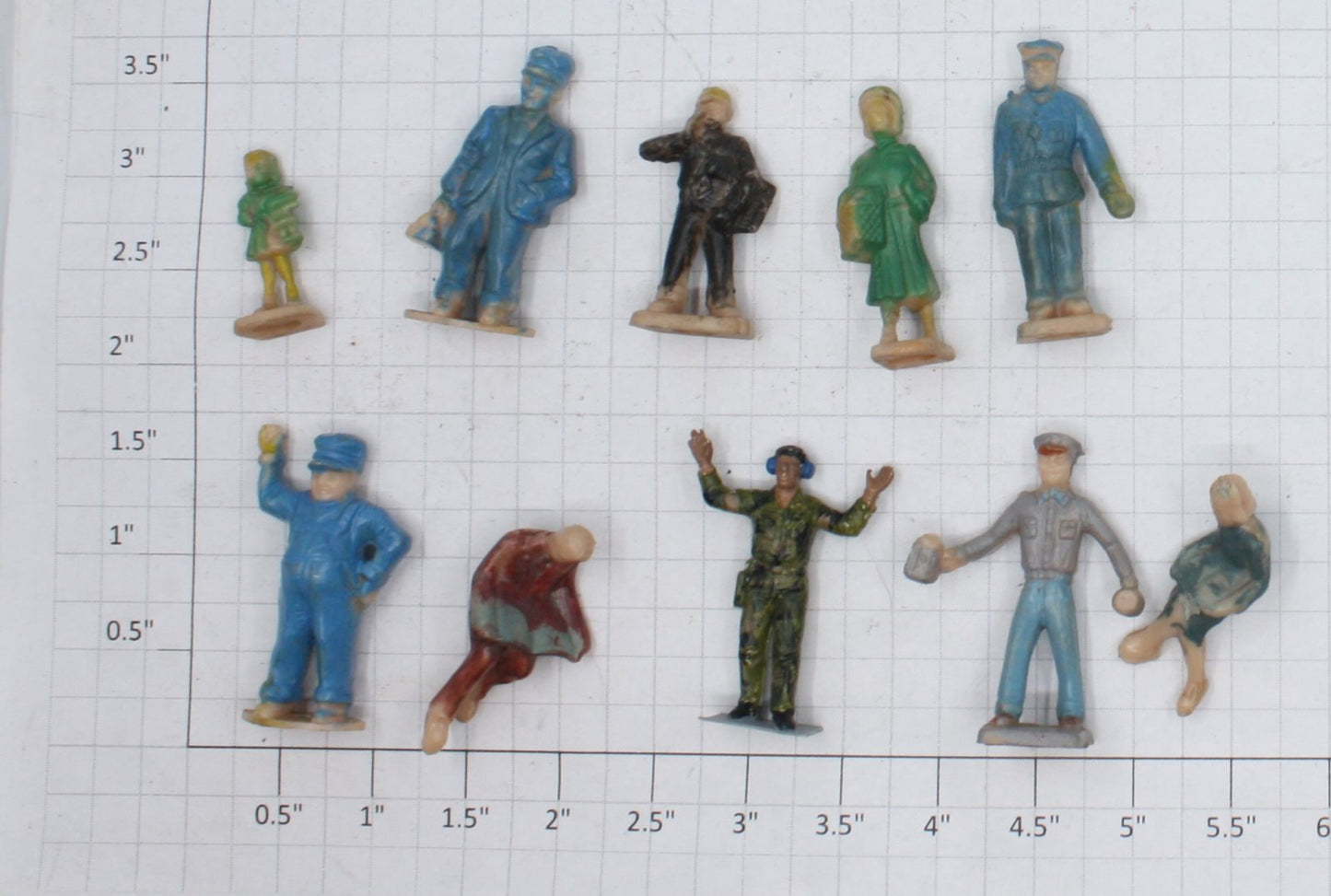 Acme 100-62-19  Figures Assortment (Set of 10)