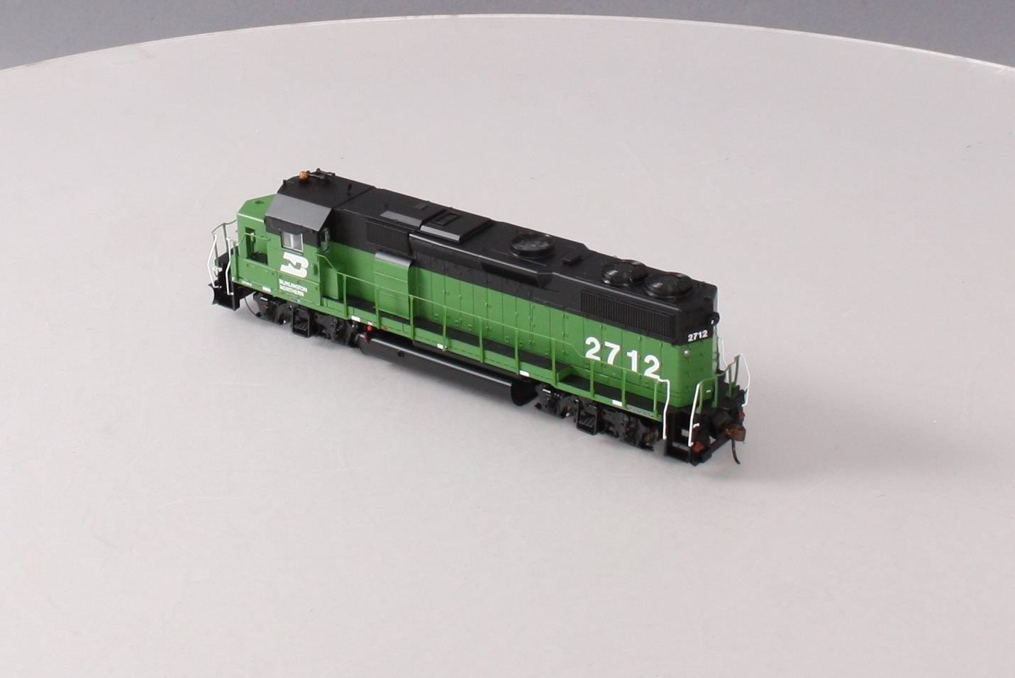 Athearn G40981 HO BN GP39-2 Phase IIb Diesel Locomotive w/DCC & Sound #2712
