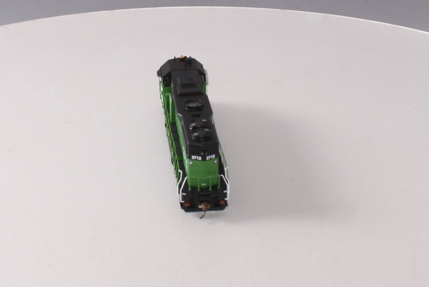 Athearn G40981 HO BN GP39-2 Phase IIb Diesel Locomotive w/DCC & Sound #2712