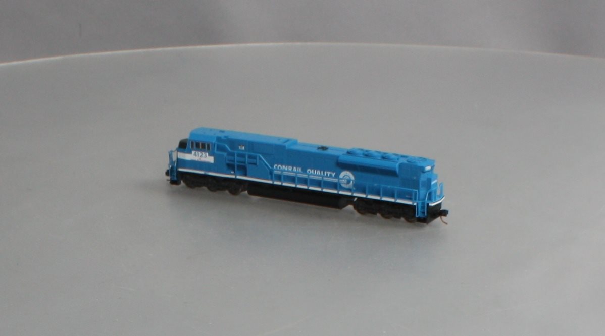 Kato 176-5502 N Scale Conrail SD-80 MAC Diesel #4123