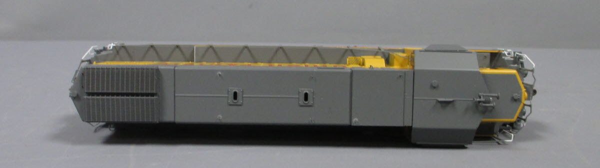Athearn G68124 HO UP/Ex-C&NW GP15-1 Diesel Locomotive w/DCC & Sound #1554