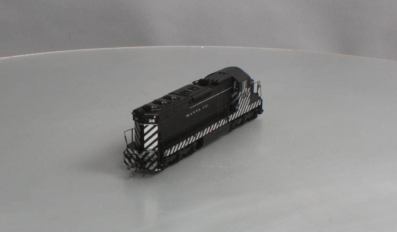 Atlas 7964 HO Santa Fe SD24 with DCC & Sound, Small Lettering #918