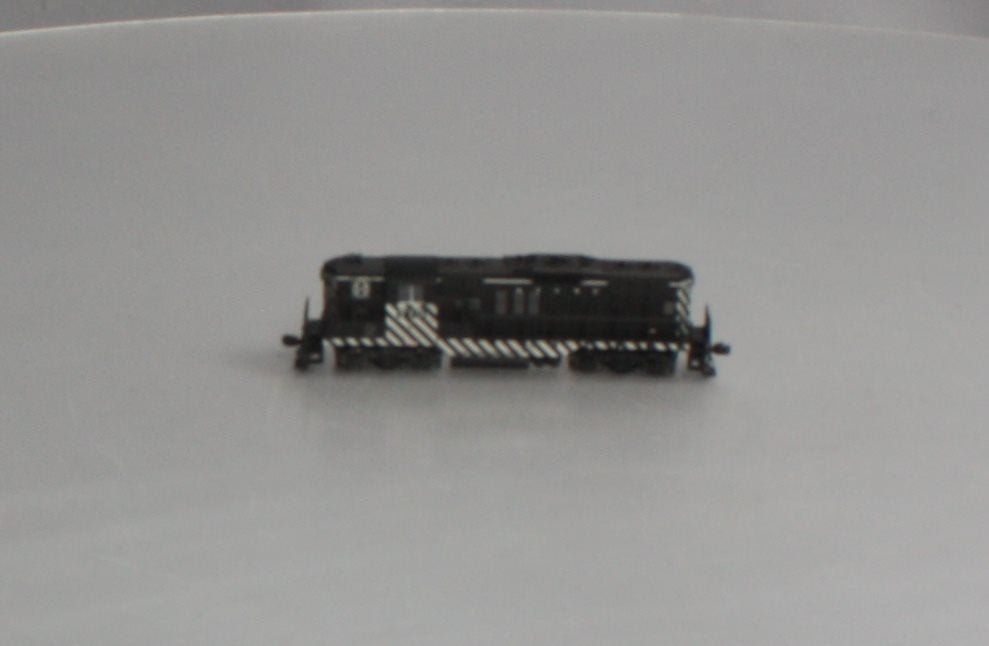 Atlas 40002184 N GP9 ATSF 715