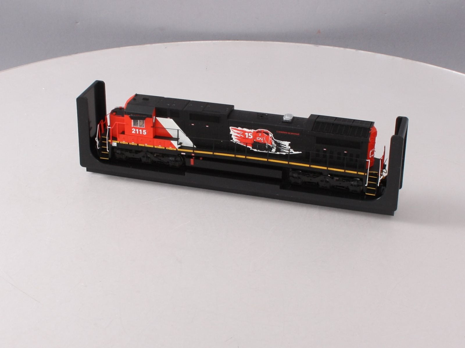 Atlas 10001227 HO Scale CN Dash 8-40C Diesel Locomotive #2115