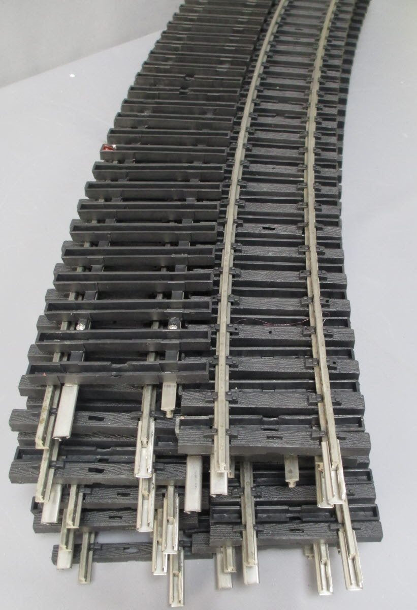 Aristo-Craft 20122 12' Stainless Steel USA Style Curved Track Sections (16)