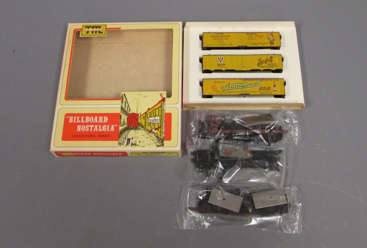 Train Miniature 8717 HO Billboard Nostalgia Beer Distributors V Reefer 3 Car Kit