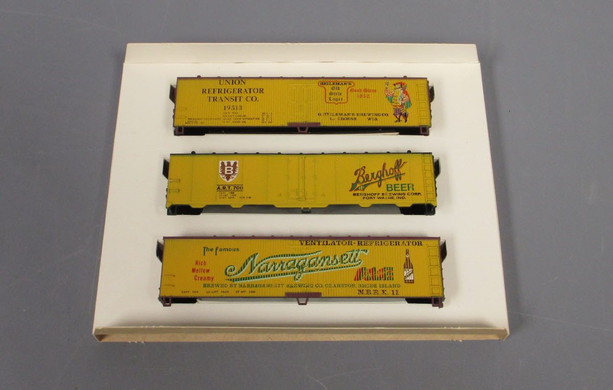 Train Miniature 8717 HO Billboard Nostalgia Beer Distributors V Reefer 3 Car Kit