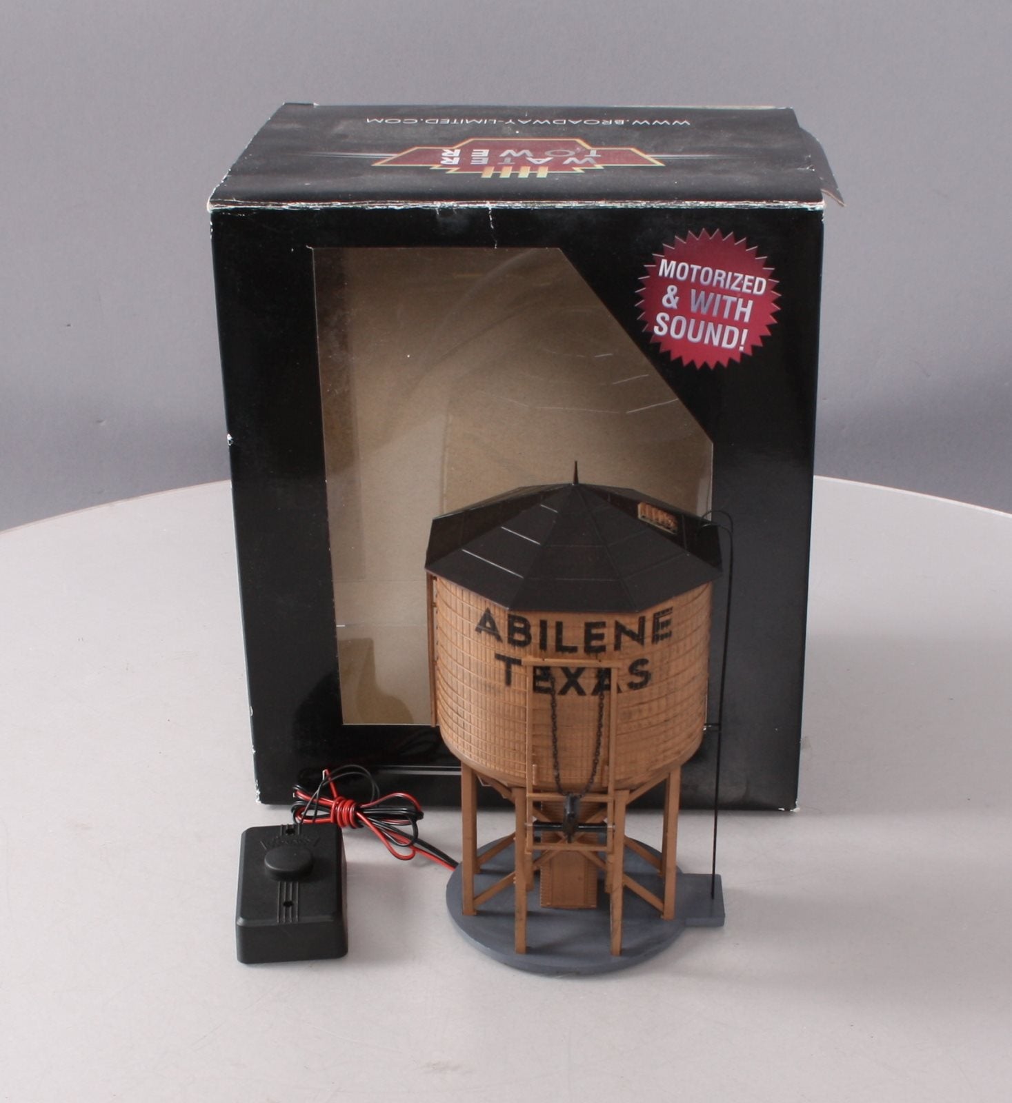 Broadway Limited 6096 HO City of Abilene Operating Water Tower with Sound