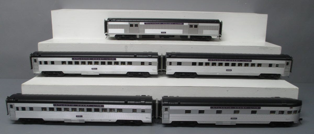 MTH 20-65252 O Atlantic Coast Line 70' Streamlined Passenger Car Set (Set of 5)