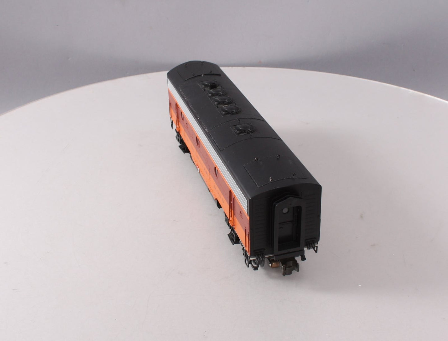 Lionel 6-38721 Milwaukee Road Non-Powered F-7 Diesel B-Unit #107-B