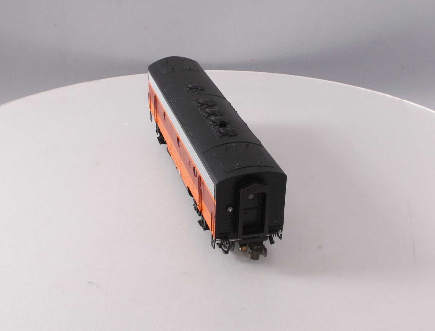 Lionel 6-38721 Milwaukee Road Non-Powered F-7 Diesel B-Unit #107-B
