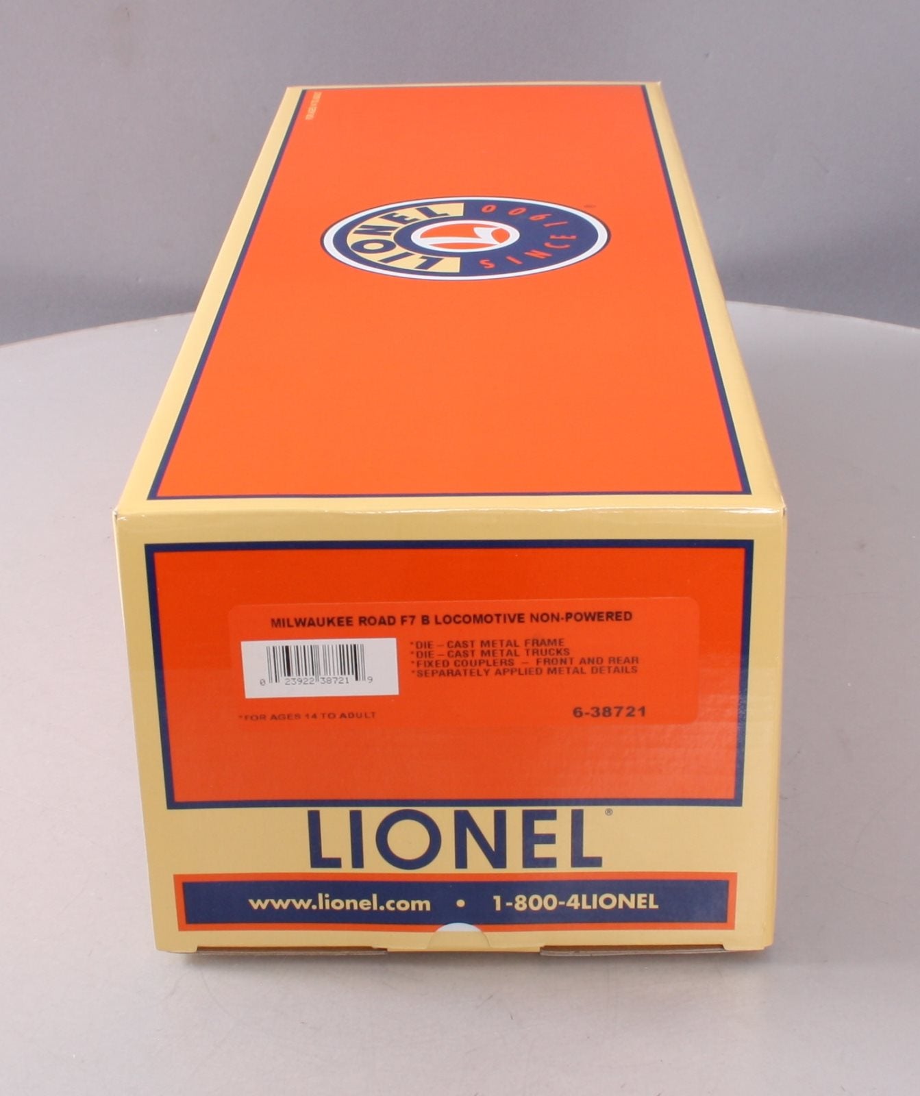 Lionel 6-38721 Milwaukee Road Non-Powered F-7 Diesel B-Unit #107-B