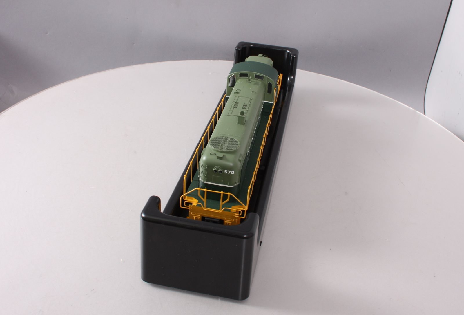 Atlas 20-80004B O British Columbia Railway Alco RS3 Diesel Engine - 2-Rail #570
