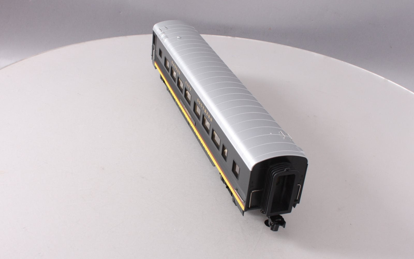 MTH 30-67590 O KCS 60' Streamlined Coach