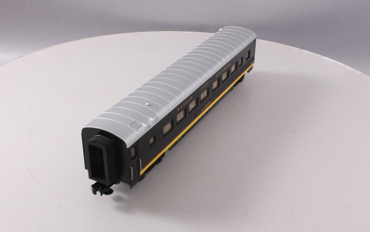 MTH 30-67590 O KCS 60' Streamlined Coach
