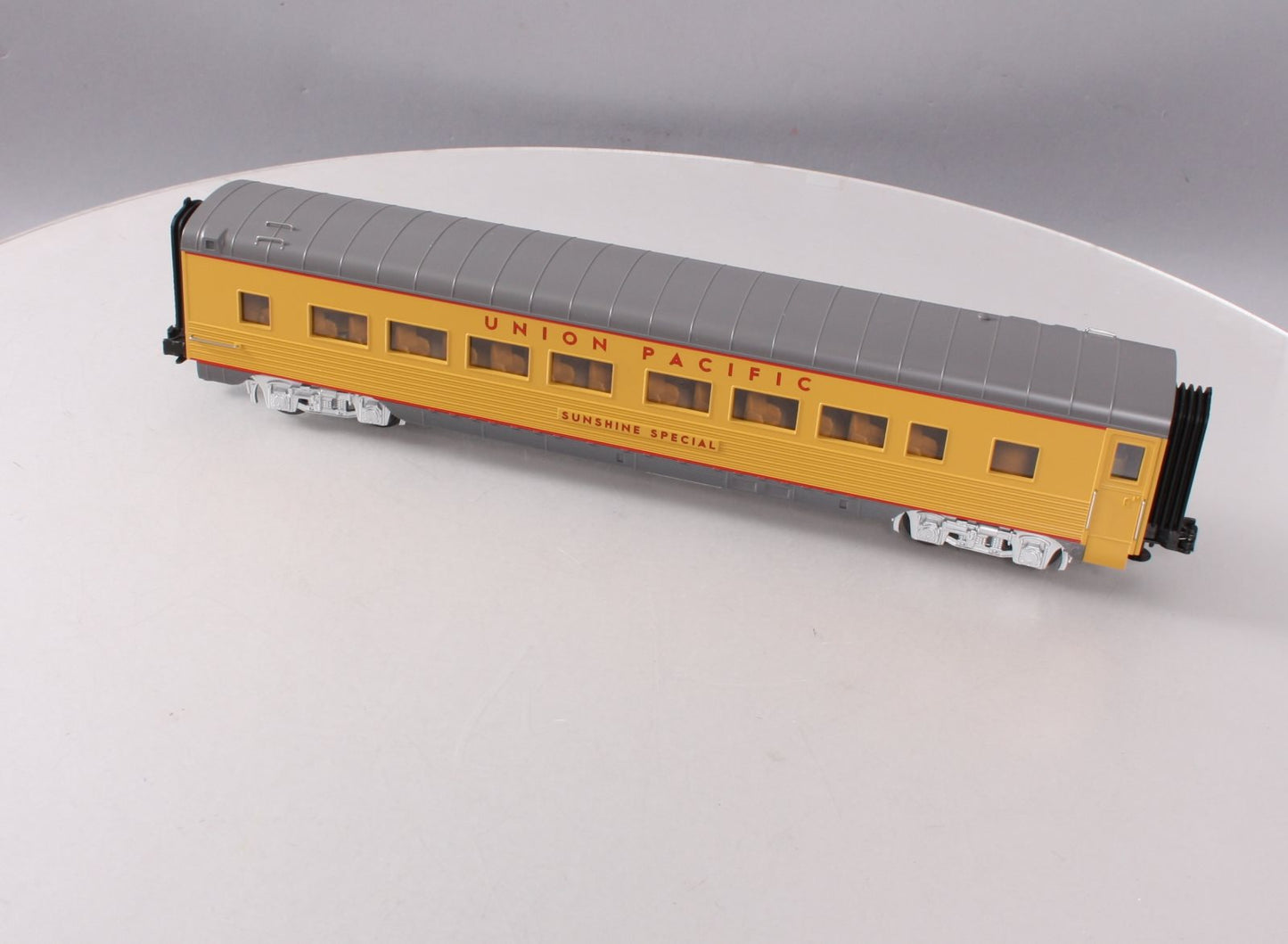MTH 30-68142 O Union Pacific 60' Streamlined Coach Car #Sunshine Special