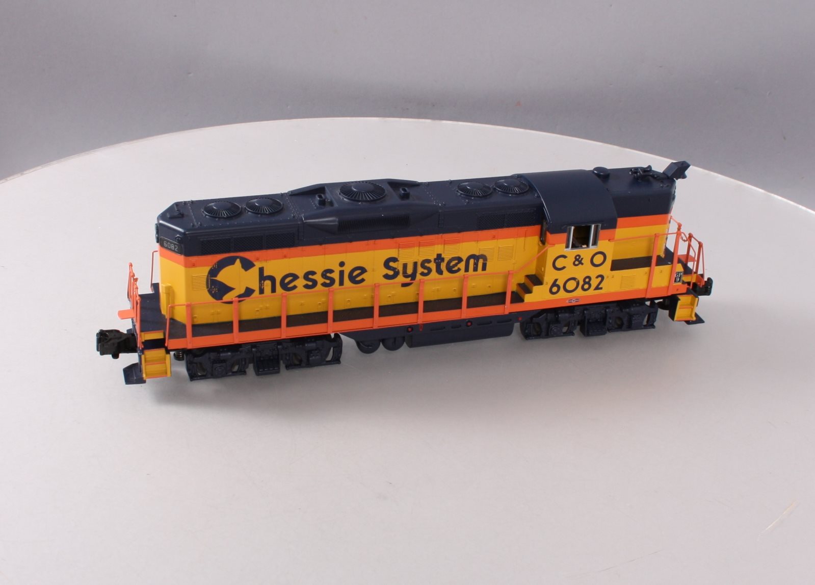MTH 30-20270-3 Chessie GP9 Non-Powered Diesel Engine #6082