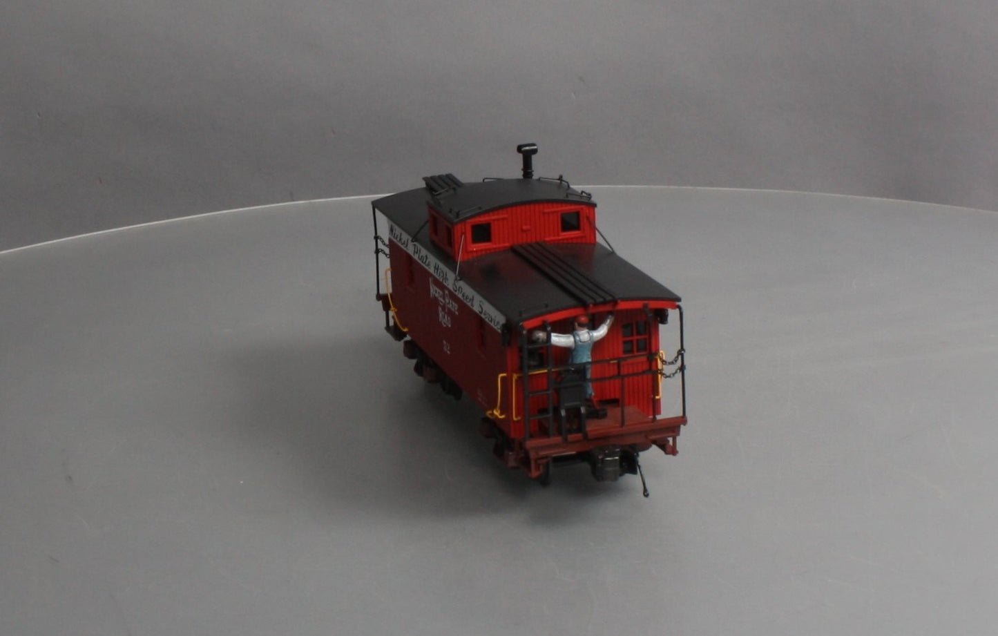 MTH 20-91647 O Nickel Plate Road N-6b Caboose w/Operating Signal Man #52