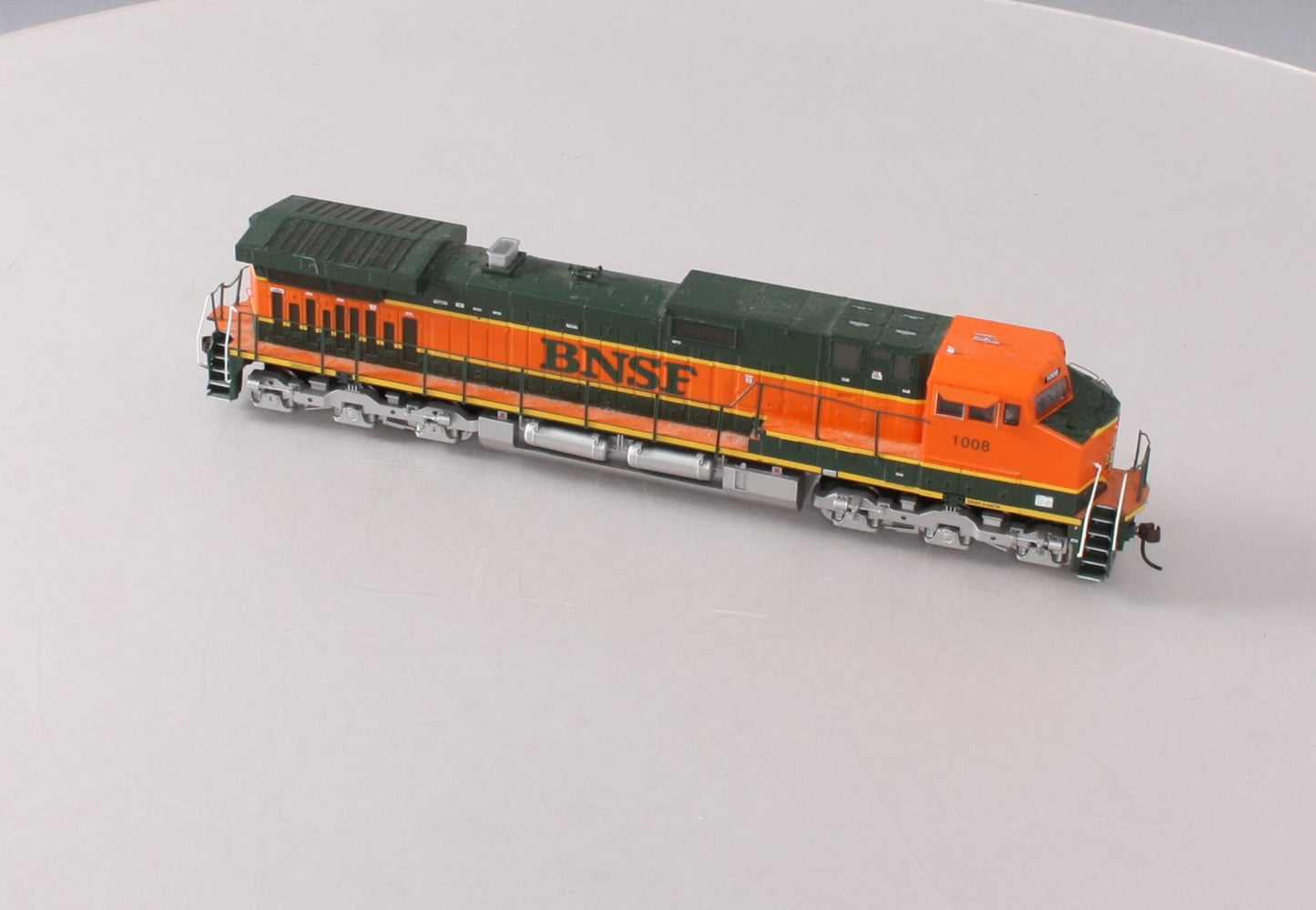 Athearn 77934 HO BNSF GE Dash 9-44CW Diesel Locomotive #1008