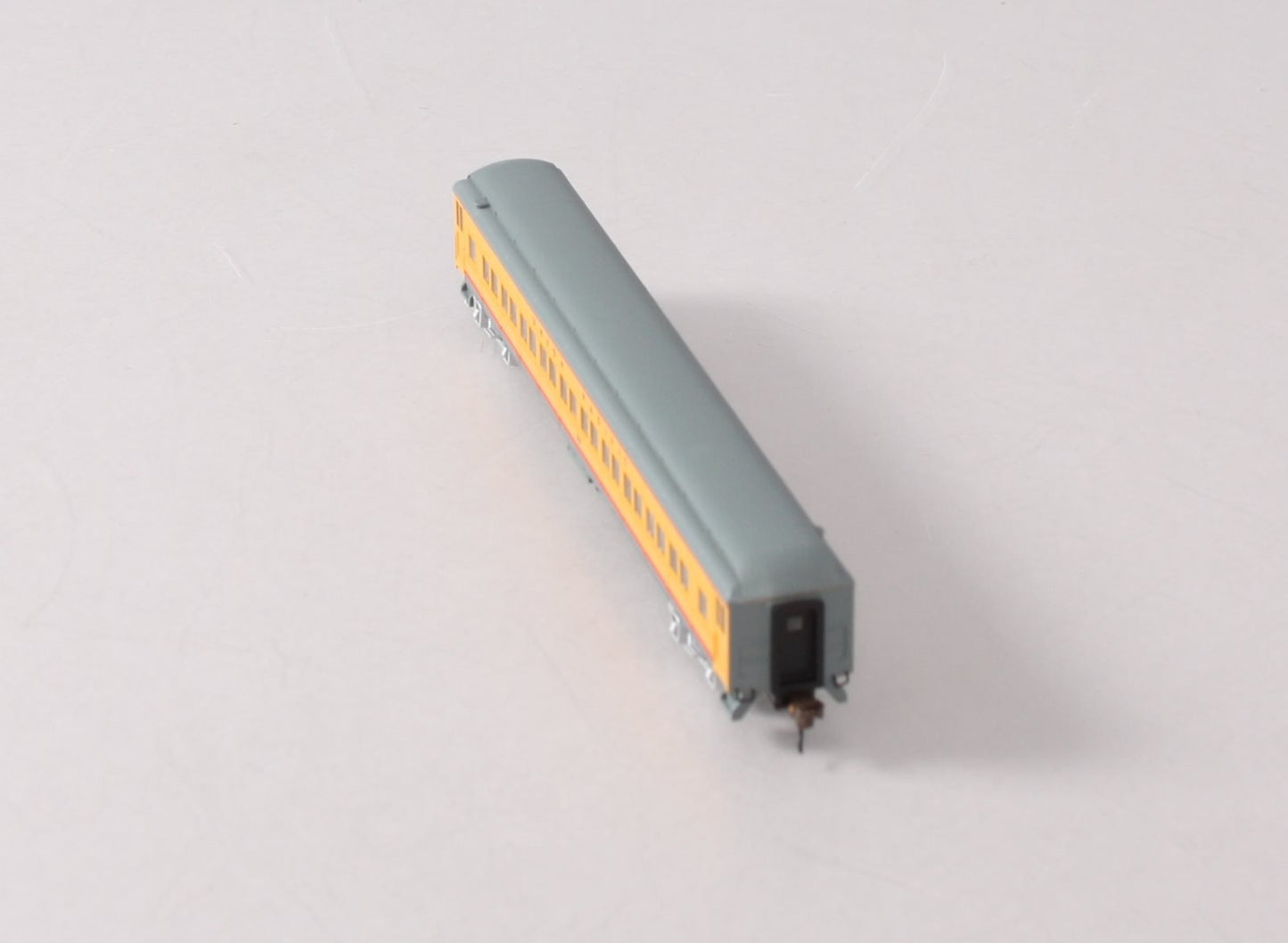 Bachmann 13755 N Union Pacific 72' Heavyweight Coach with Lighted Interior