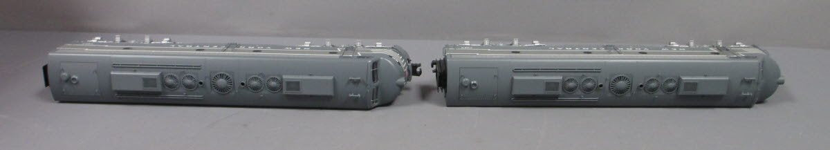 Lionel 6-84088 O LEGACY New York Central AA E8 Diesel Locomotive Set #4036/4037