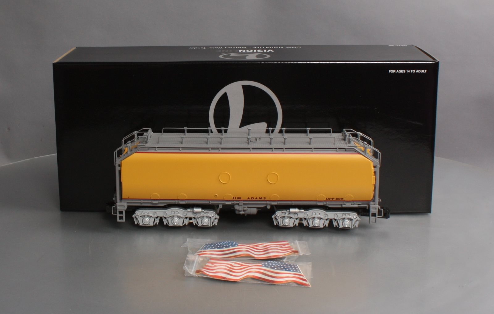 Lionel 1931314 O VISIONLINE Union Pacific Auxiliary Water Tender UP #809 w/Flags