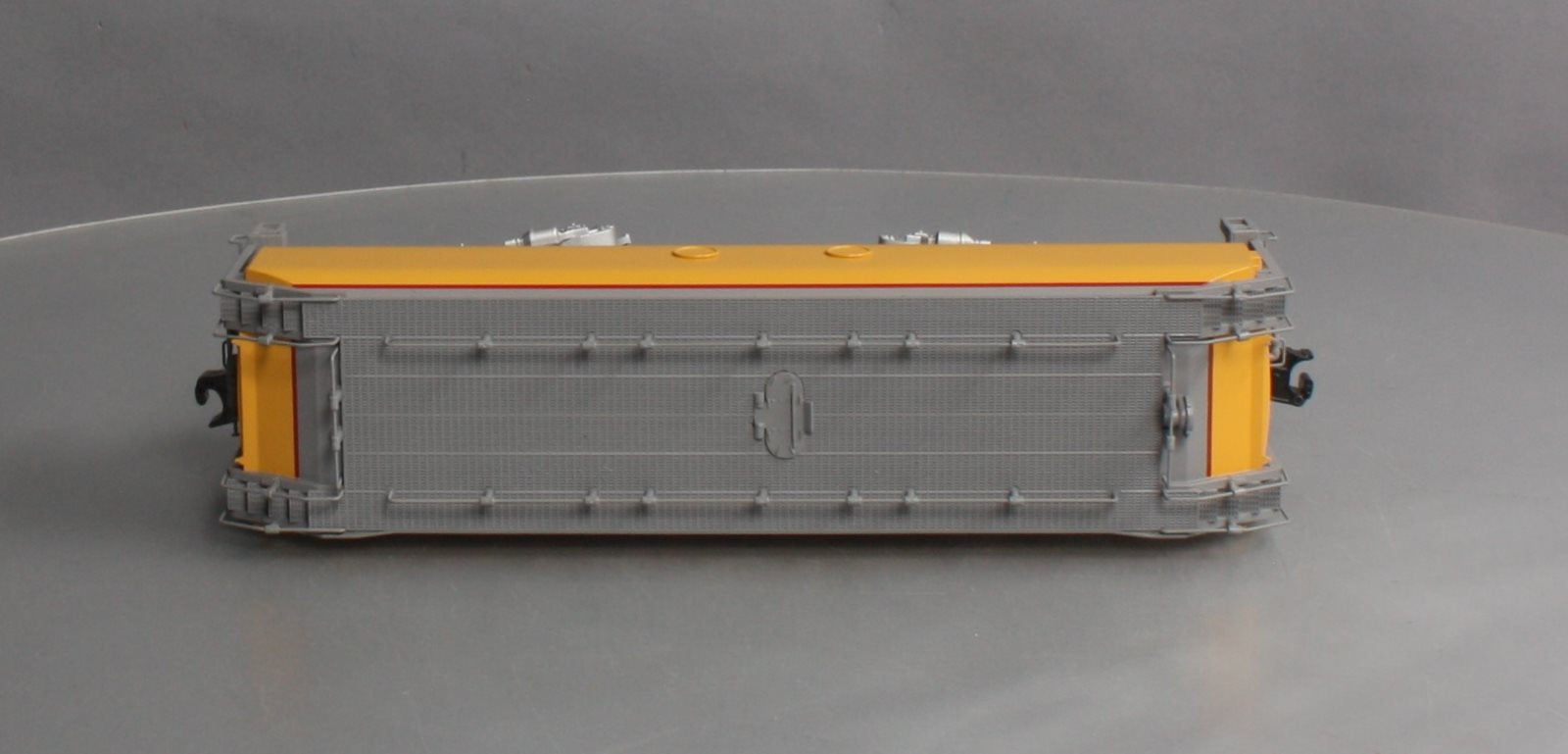 Lionel 1931314 O VISIONLINE Union Pacific Auxiliary Water Tender UP #809 w/Flags