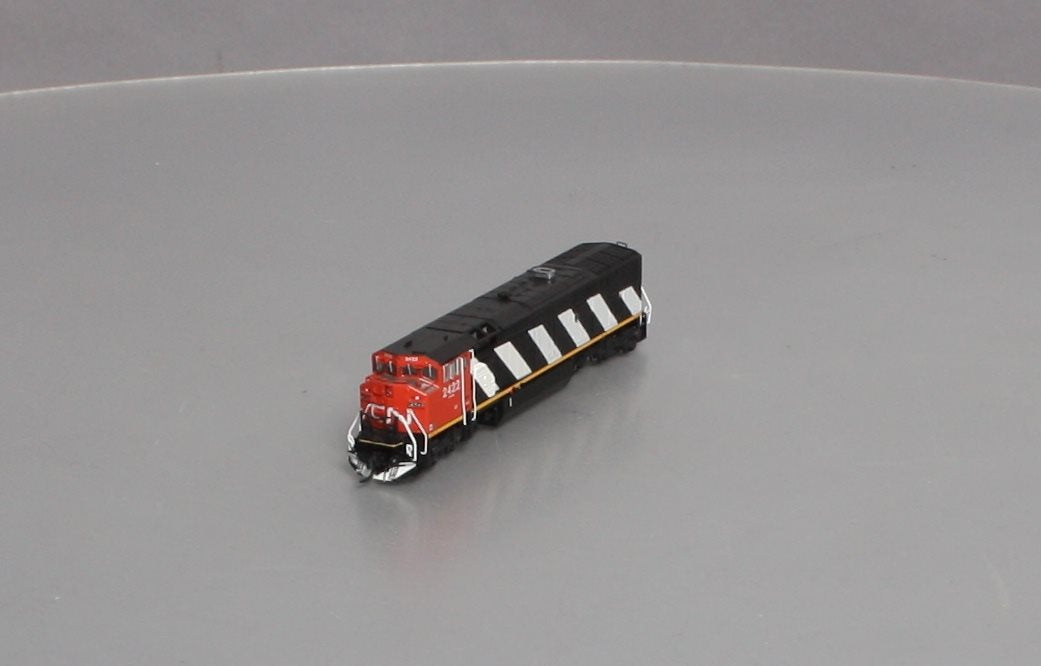 Rapido 540505 N Canadian National DASH 8-40 Diesel Locomotive #2422