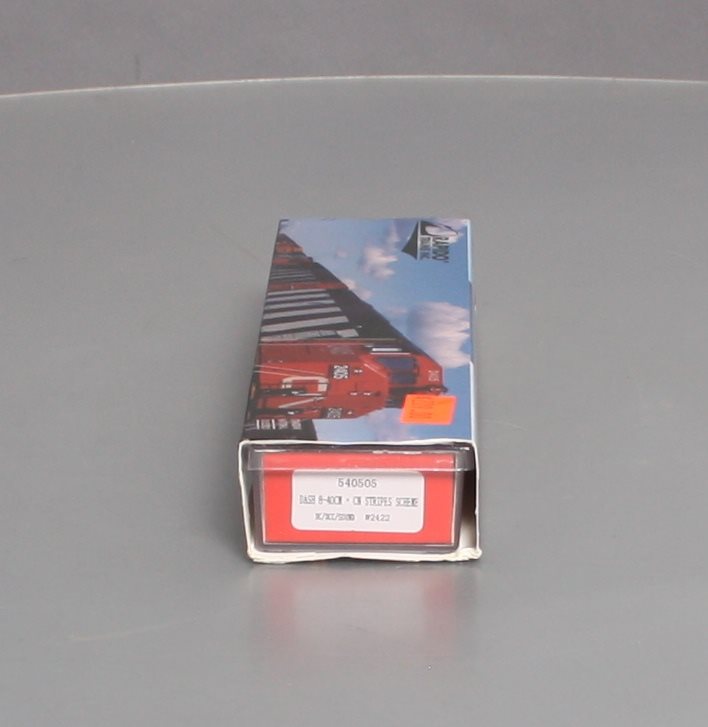 Rapido 540505 N Canadian National DASH 8-40 Diesel Locomotive #2422