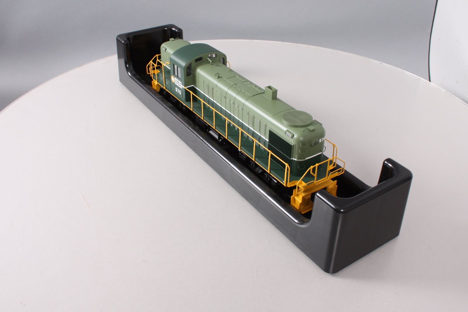 Atlas 20023002 O British Columbia Trainman Alco RS-3 3-Rail Diesel Loco #570
